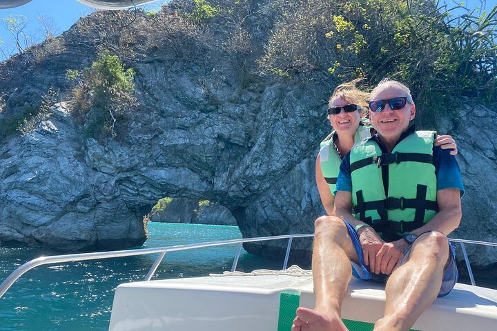 Isla Tortuga VIP from Jaco: Small Groups, Monkey & safari tour - Photo 1 of 18